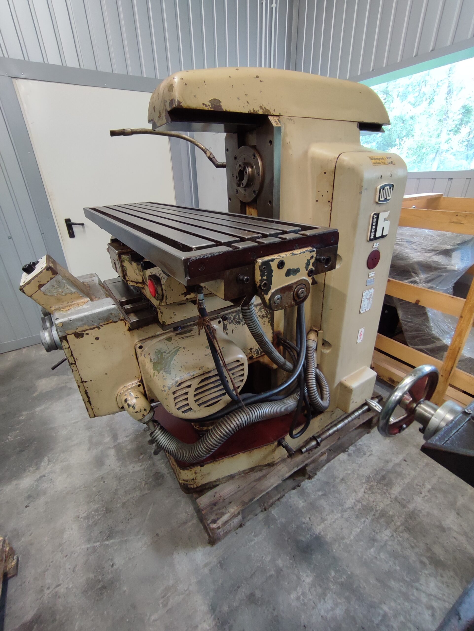 FREZARKA UNIWERSALNA WMW HECKERT FU 250 x 1000 - obrazek 2