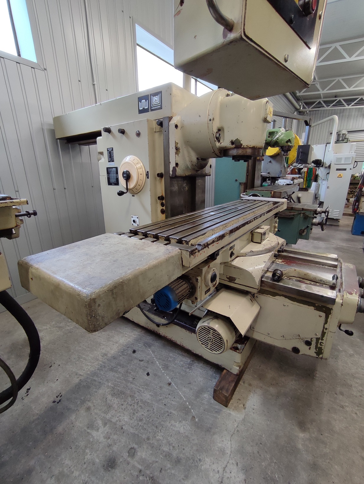 FREZARKA UNIWERSALNA WMW HECKERT FU 400 E - obrazek 2