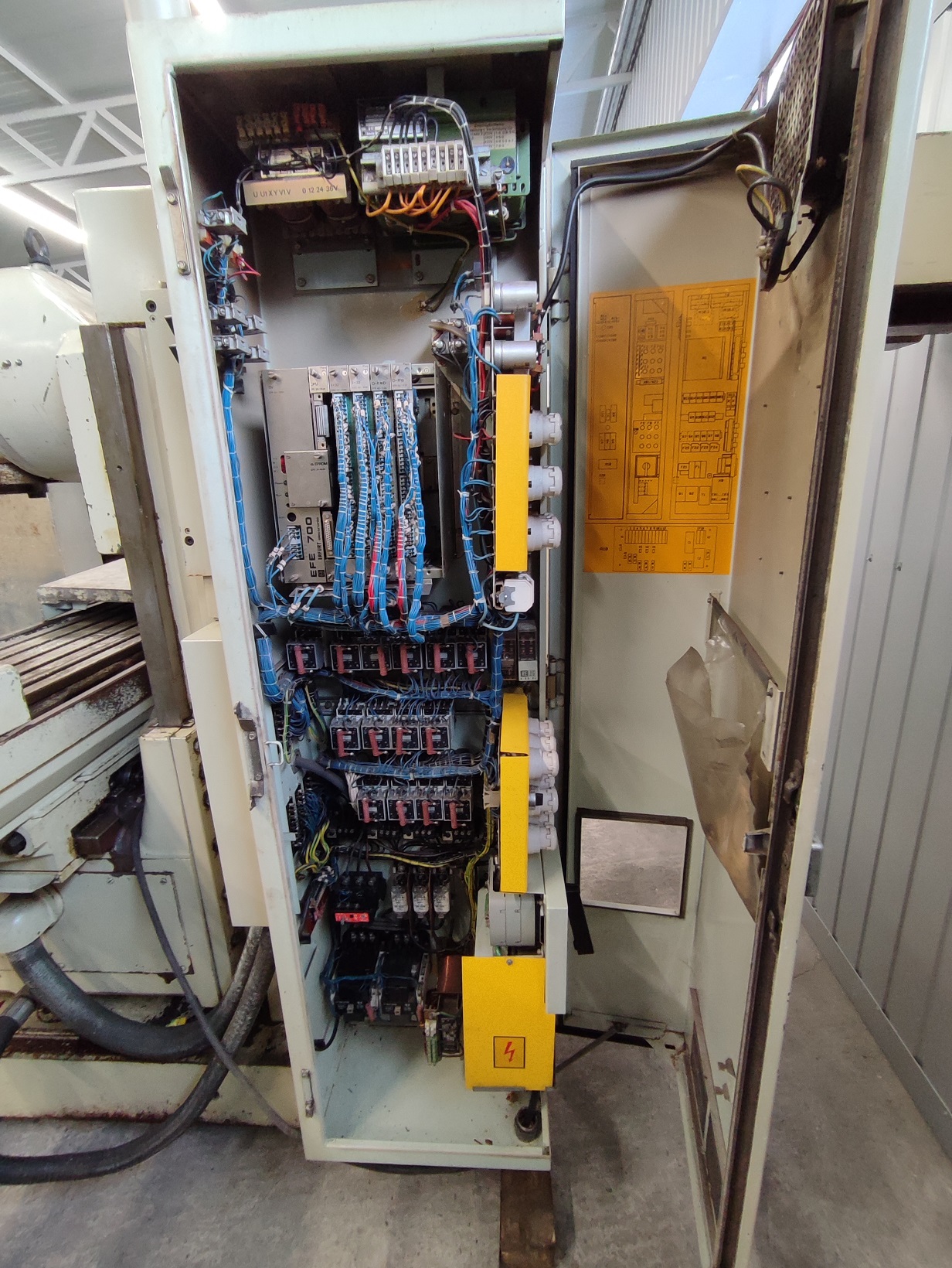 FREZARKA UNIWERSALNA WMW HECKERT FU 400 E - obrazek 6