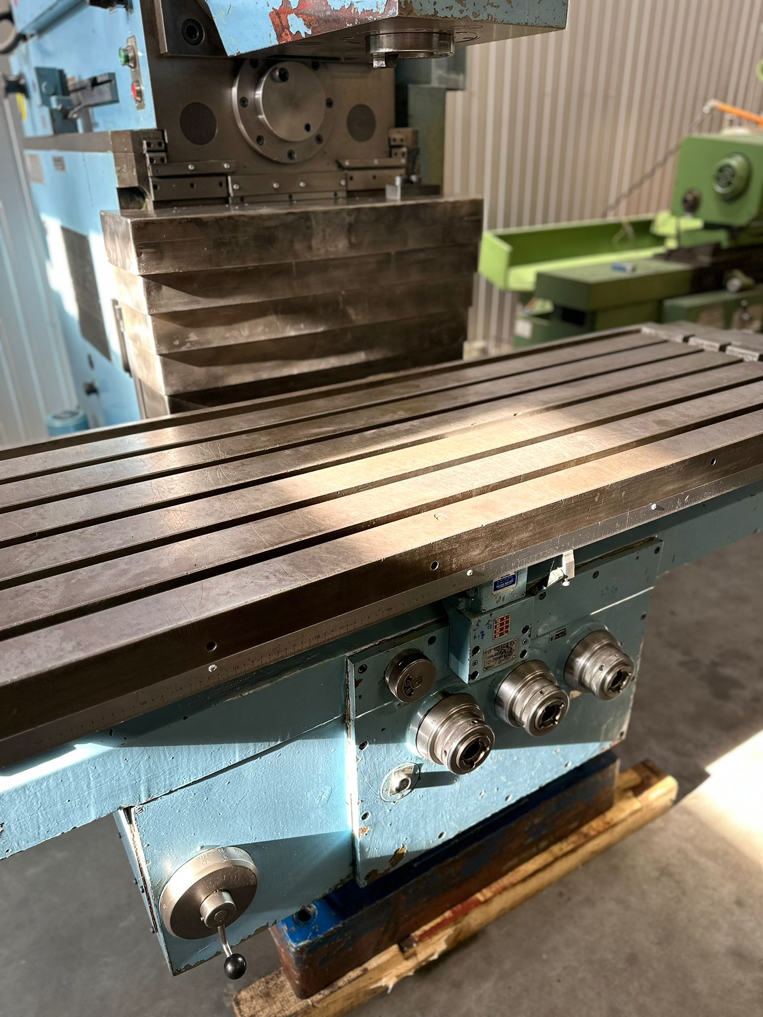 FREZARKA UNIWERSALNA TOS KURIM FGS 50 - obrazek 6