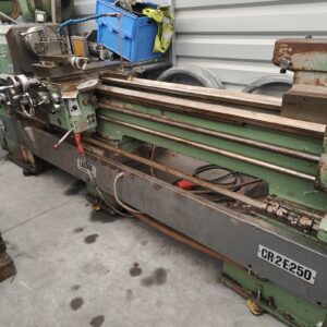 TOKARKA UNIWERSALNA LACFER CR2E250 500x2000
