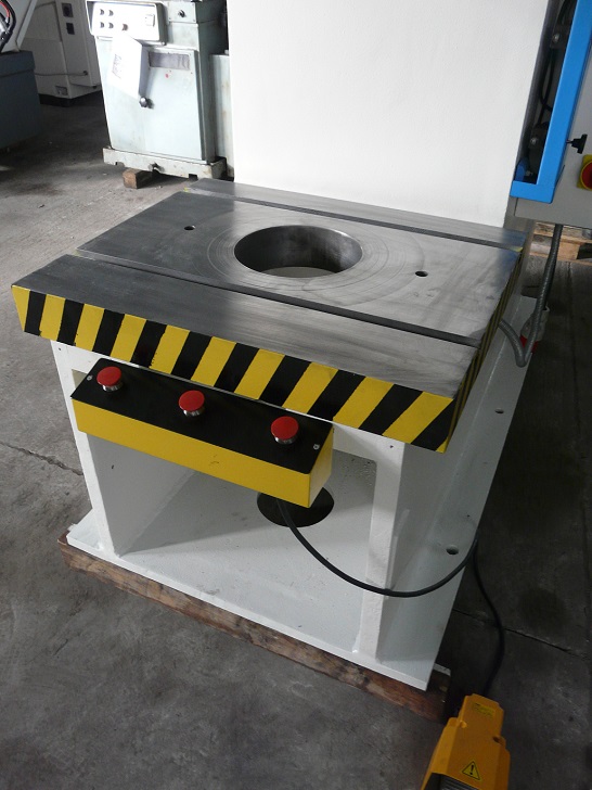 Prasa Hydrauliczna WMW PYE 160 S - obrazek 6