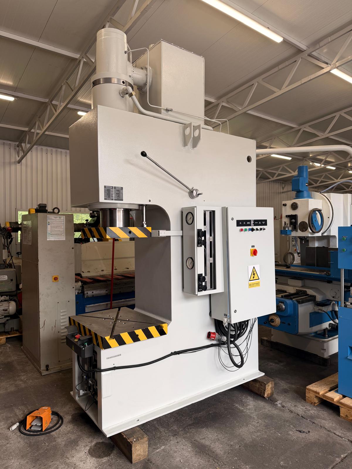 Prasa Hydrauliczna WMW PYE 100 SS - obrazek 4